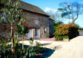 Maison 2 chambres avec espace extérieur privé et petit-déjeuner en supplément - fait-maison et produits locaux